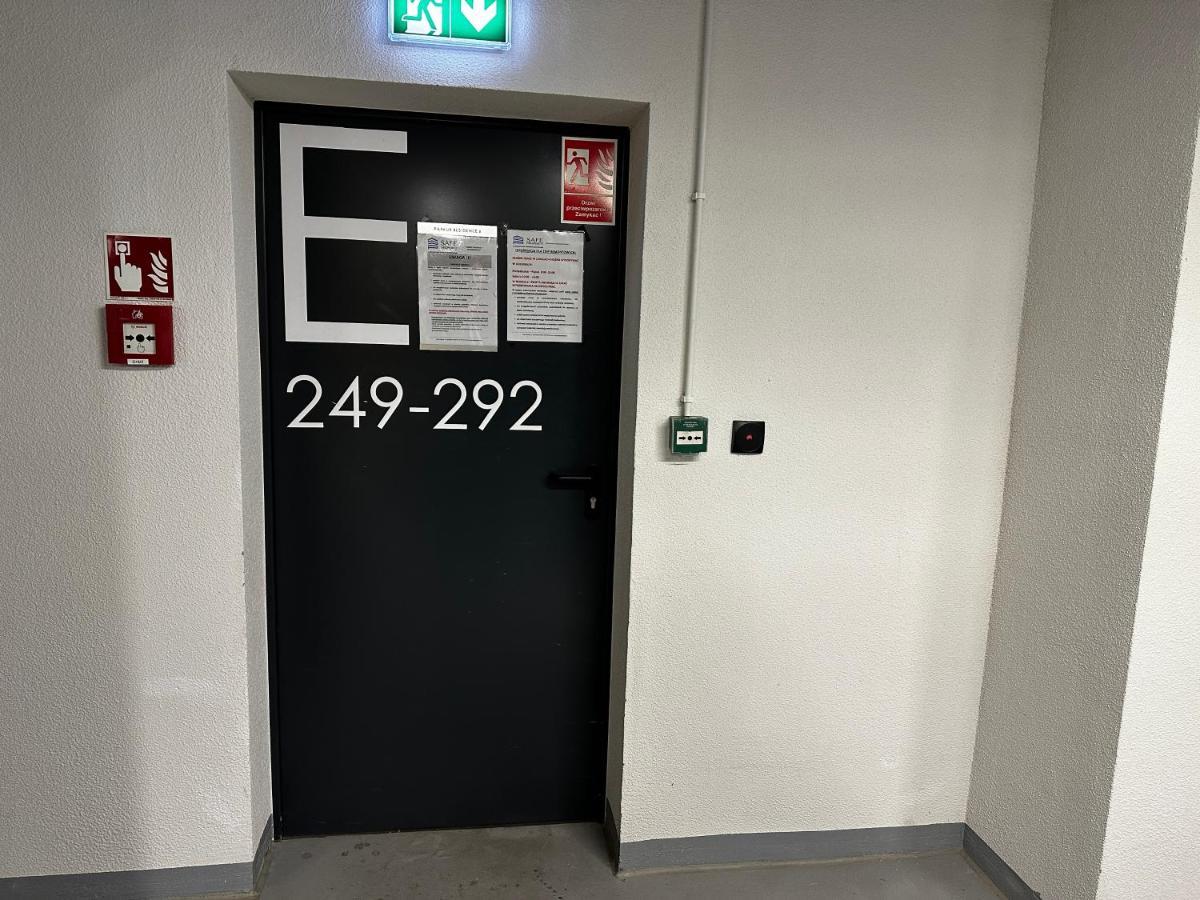 Apartament Lotnisko Chopina Warsaw Airport 외부 사진
